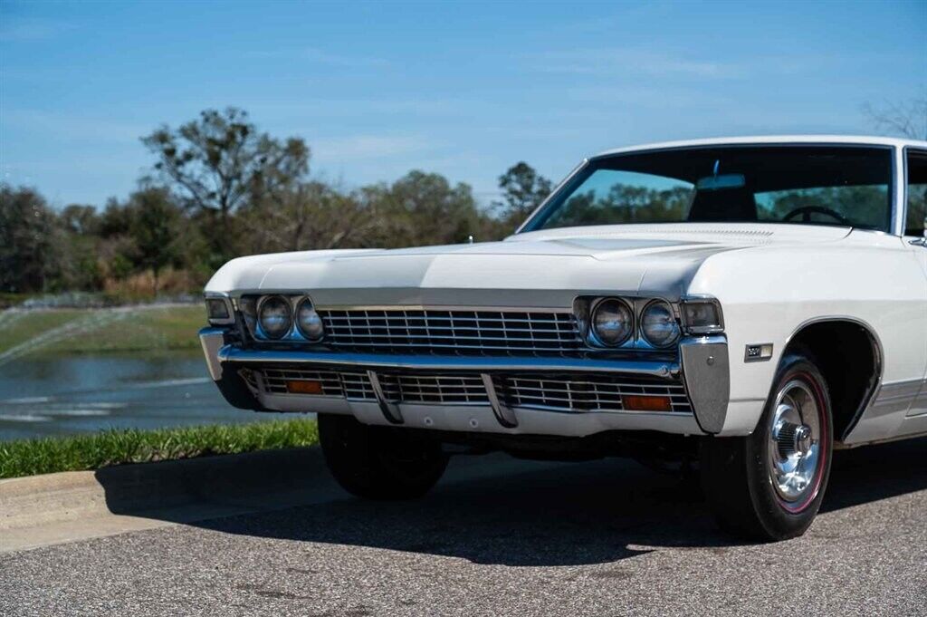 Chevrolet-Caprice-1968-2-Door-35