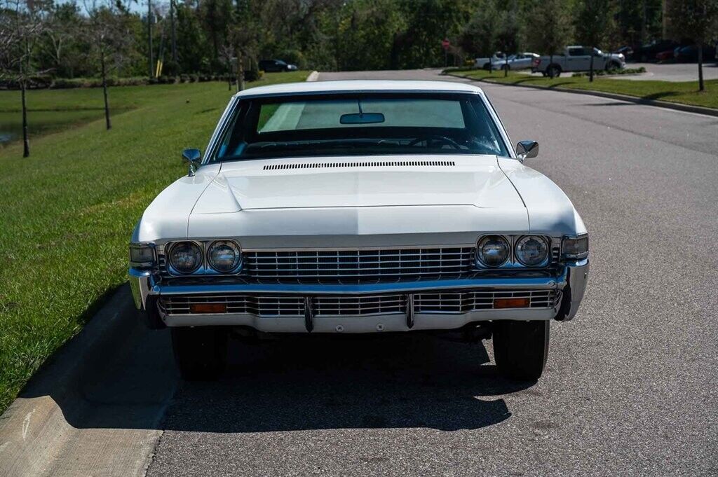 Chevrolet-Caprice-1968-2-Door-36