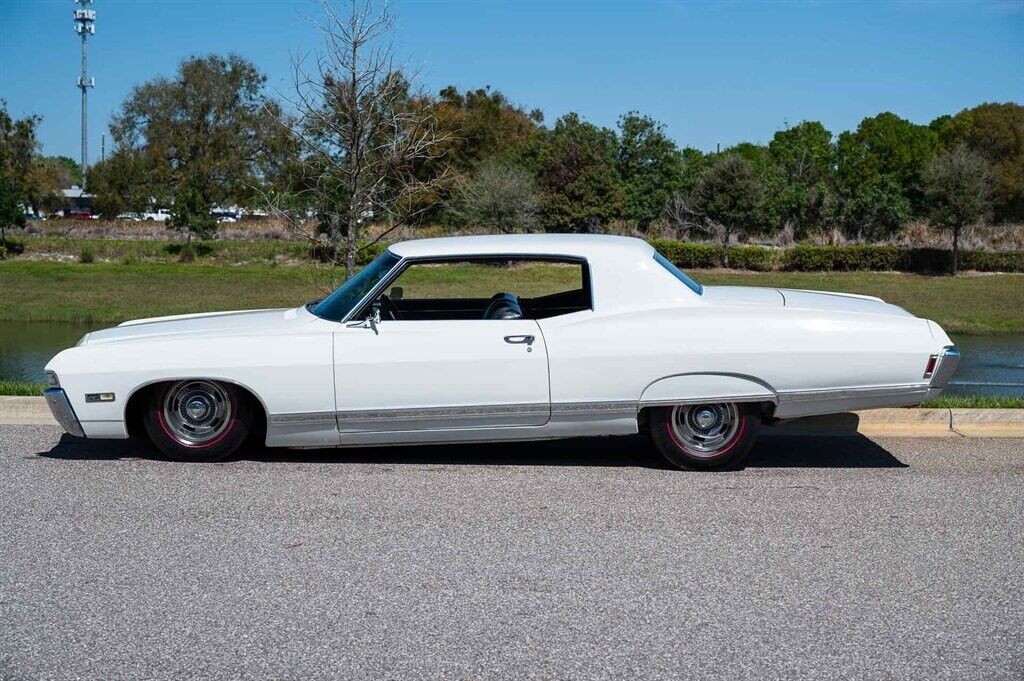 Chevrolet-Caprice-1968-2-Door-6