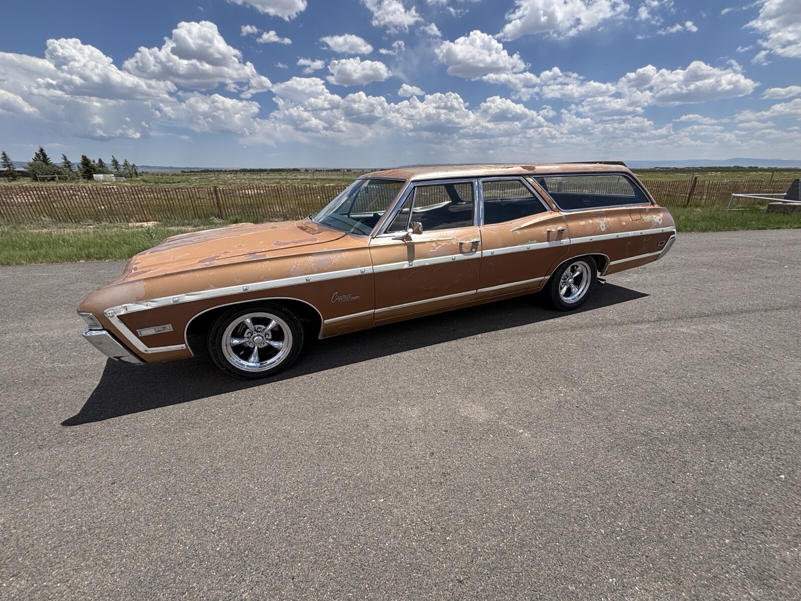 Chevrolet-Caprice-1968-Wagon-1