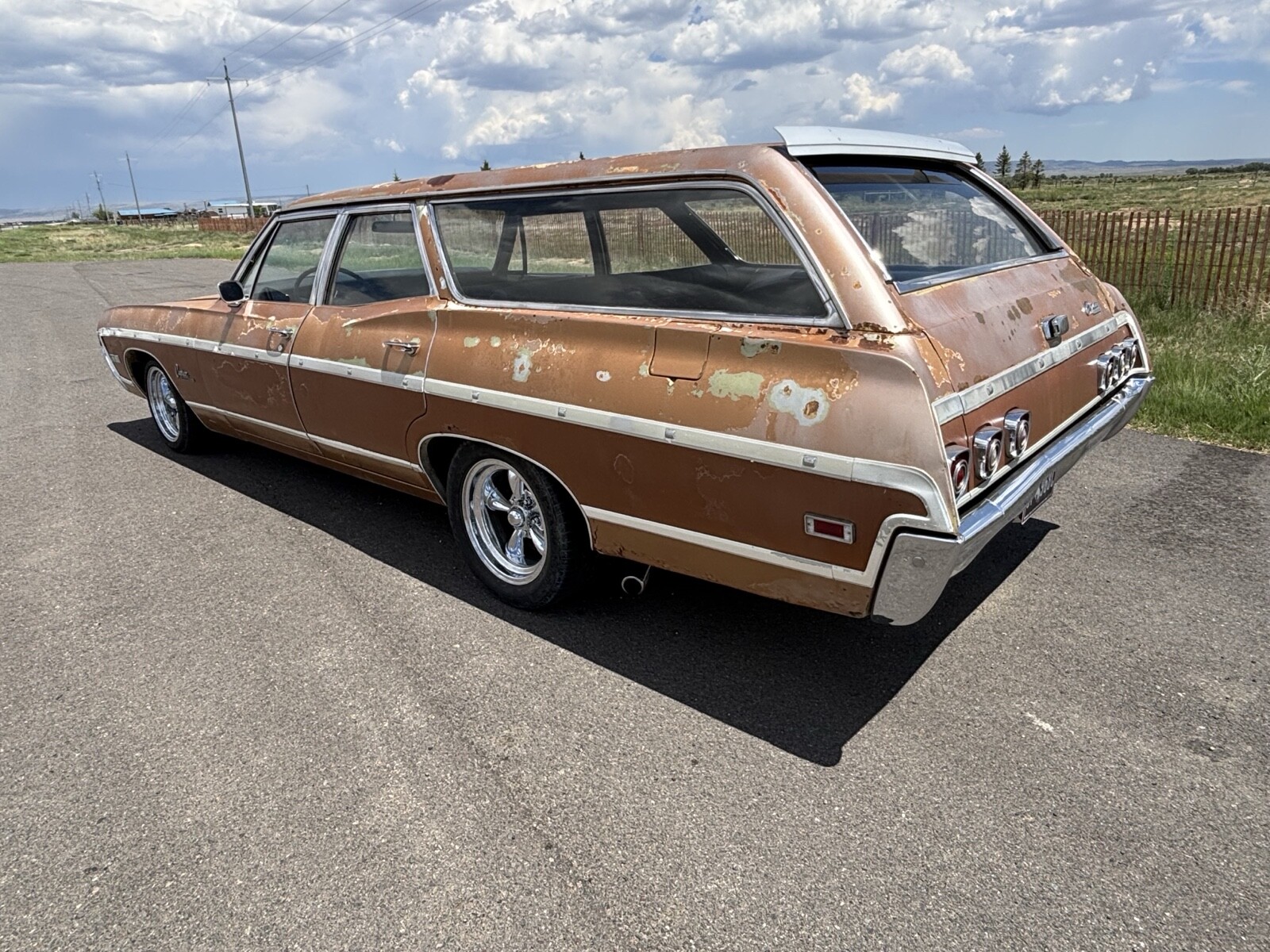 Chevrolet-Caprice-1968-Wagon-2