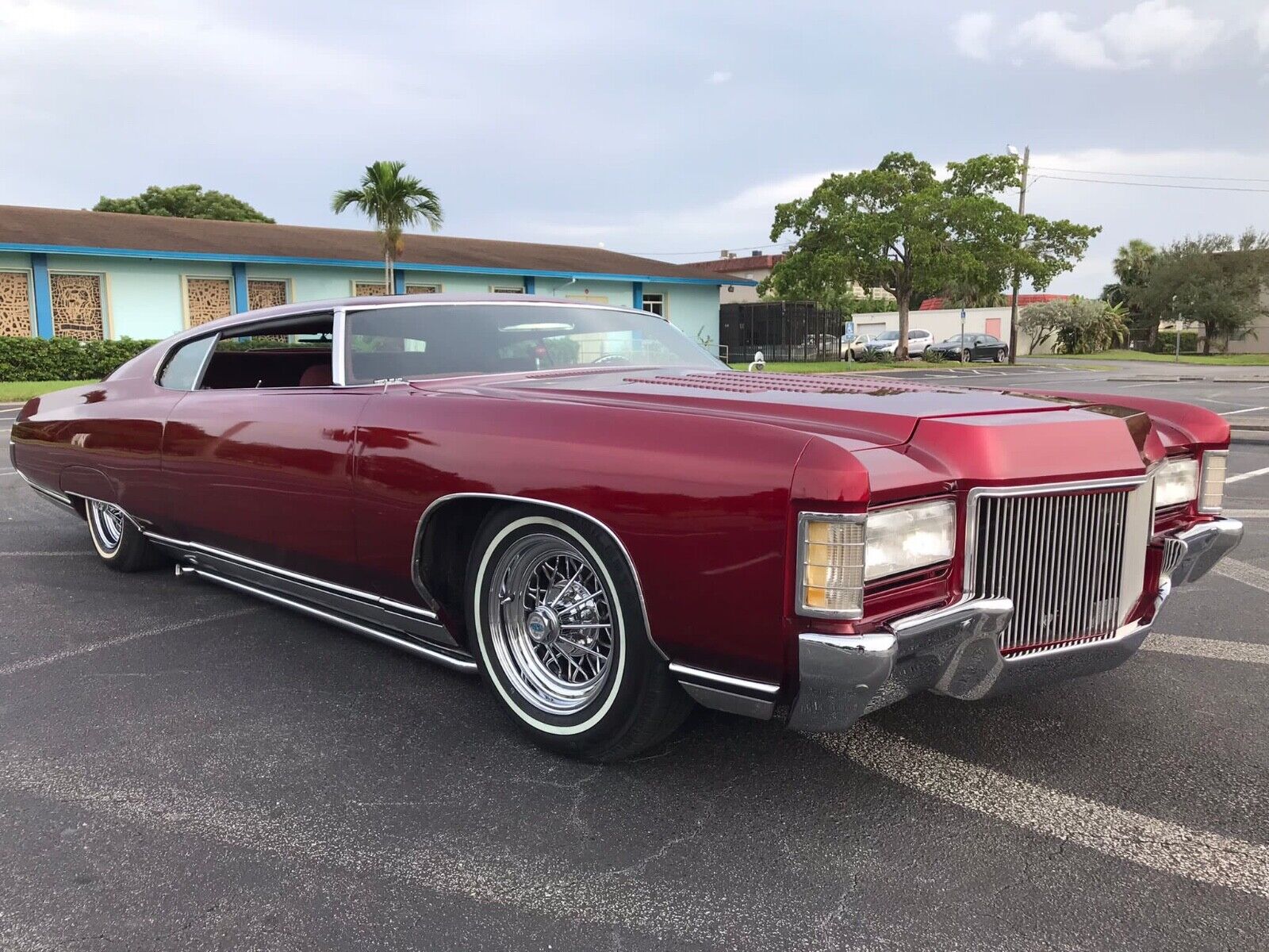 Chevrolet-Caprice-1971-Coupe-2