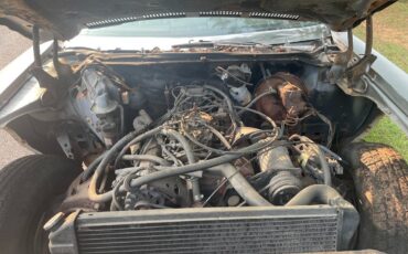 Chevrolet-Caprice-1975-Convertible-3