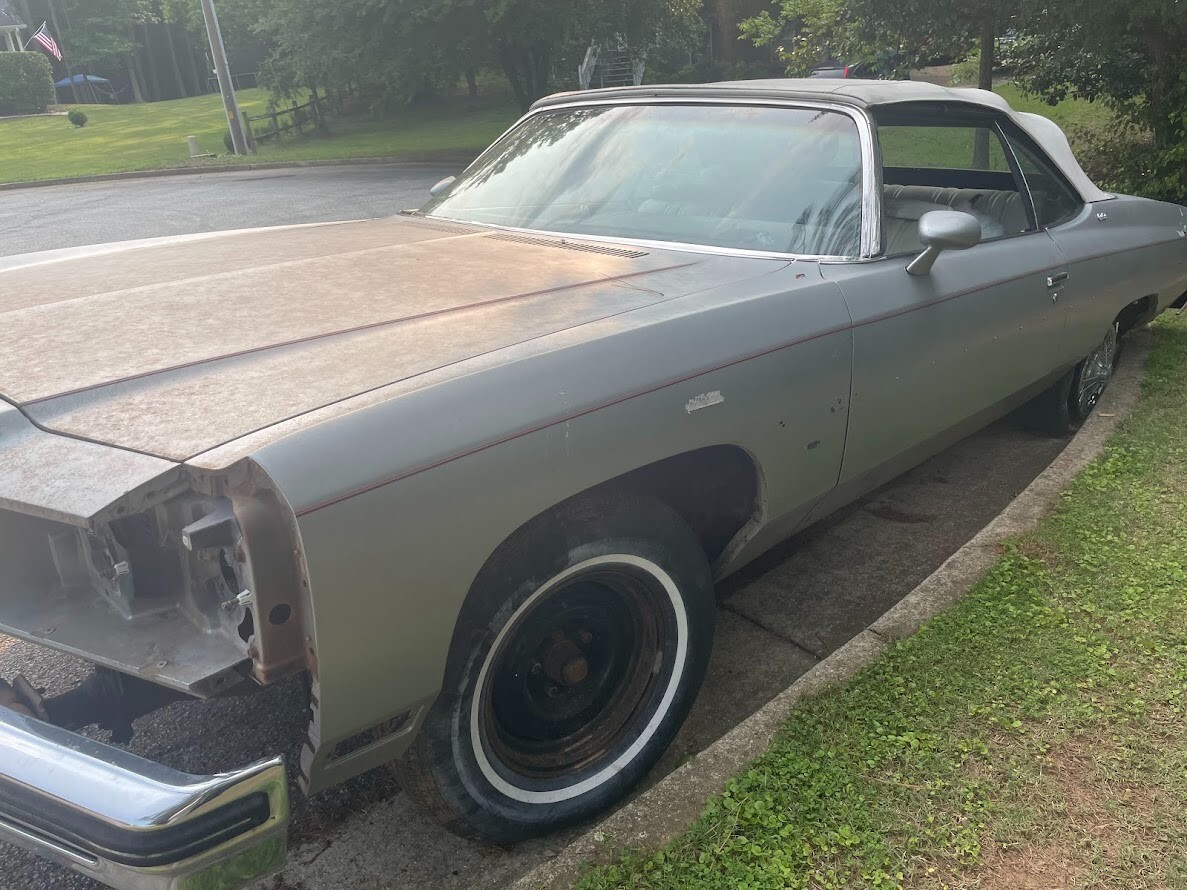 Chevrolet-Caprice-1975-Convertible-4
