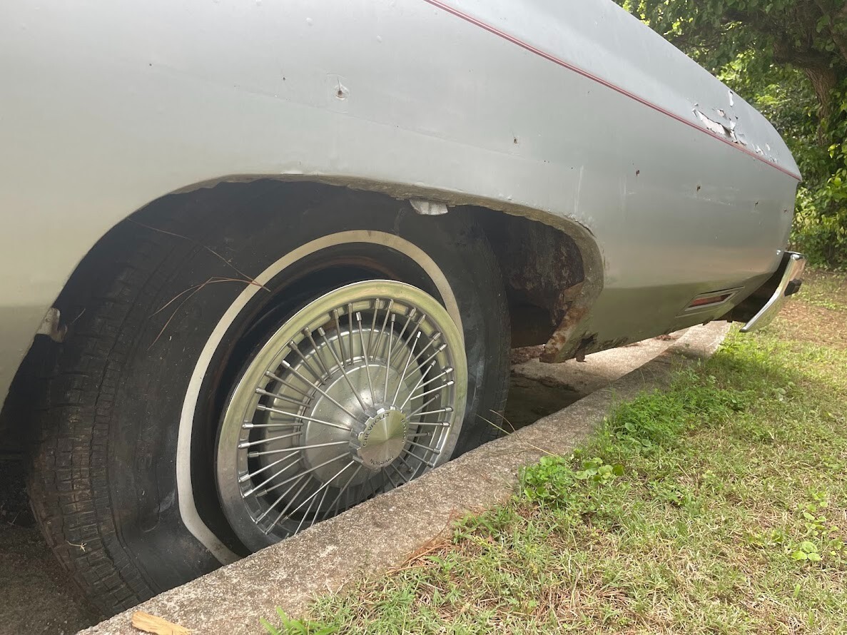 Chevrolet-Caprice-1975-Convertible-5