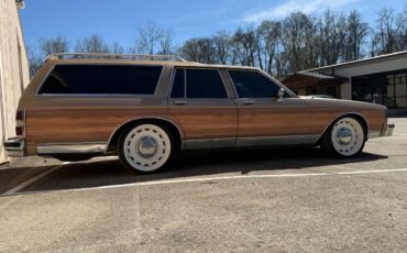 Chevrolet-Caprice-1984-custom