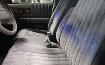 Chevrolet-Caprice-1991-Sedan-3