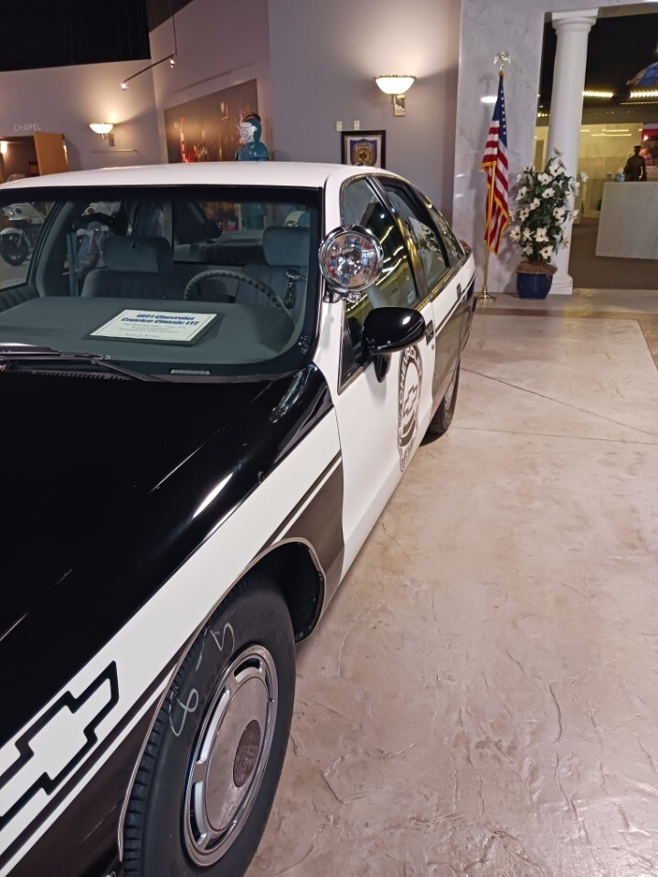Chevrolet-Caprice-1991-Sedan-6