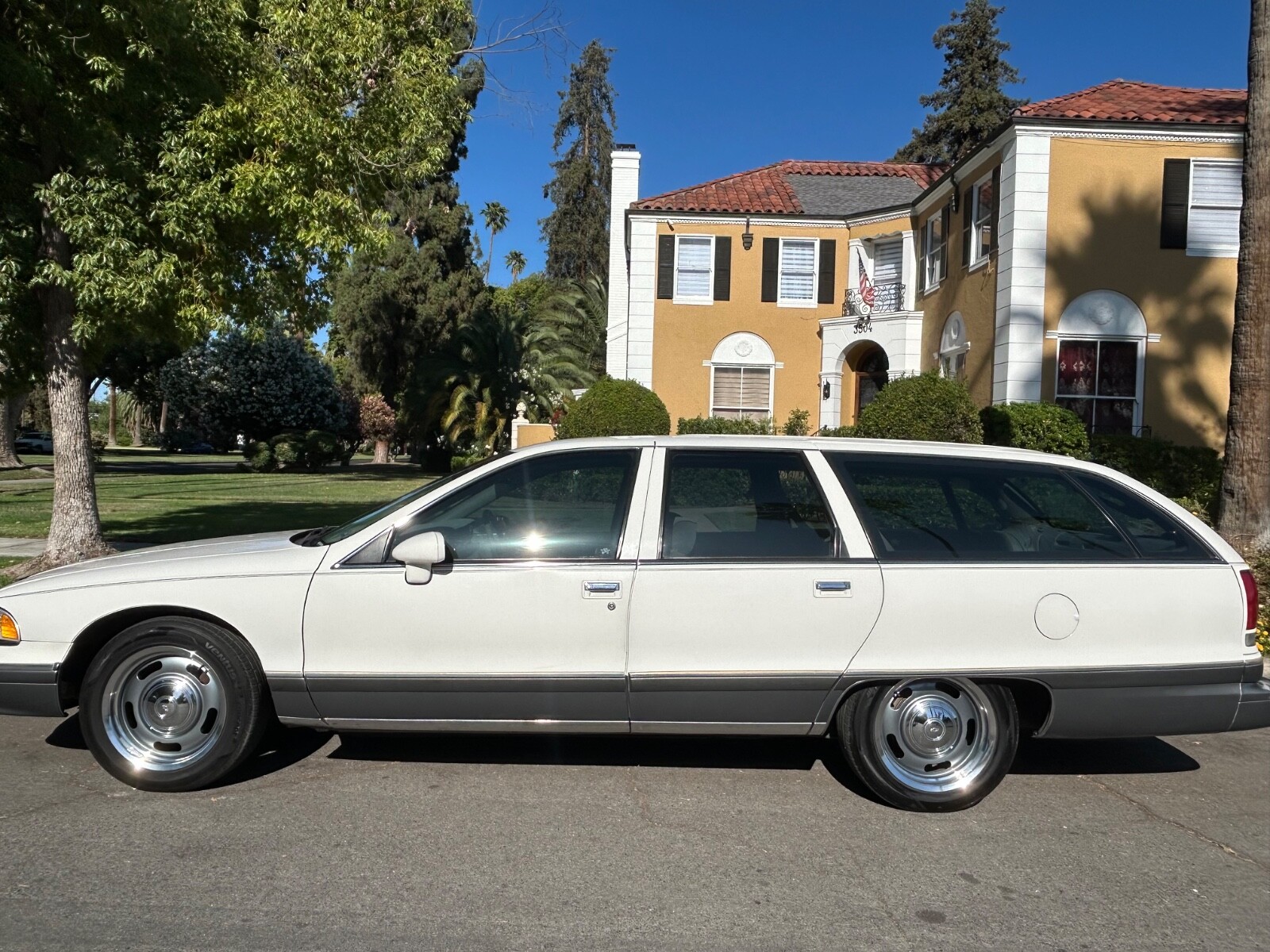Chevrolet-Caprice-1993-Wagon-9