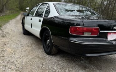 Chevrolet-Caprice-1995-Sedan-11