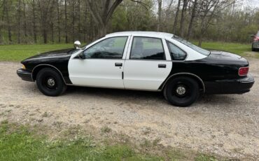 Chevrolet-Caprice-1995-Sedan-12