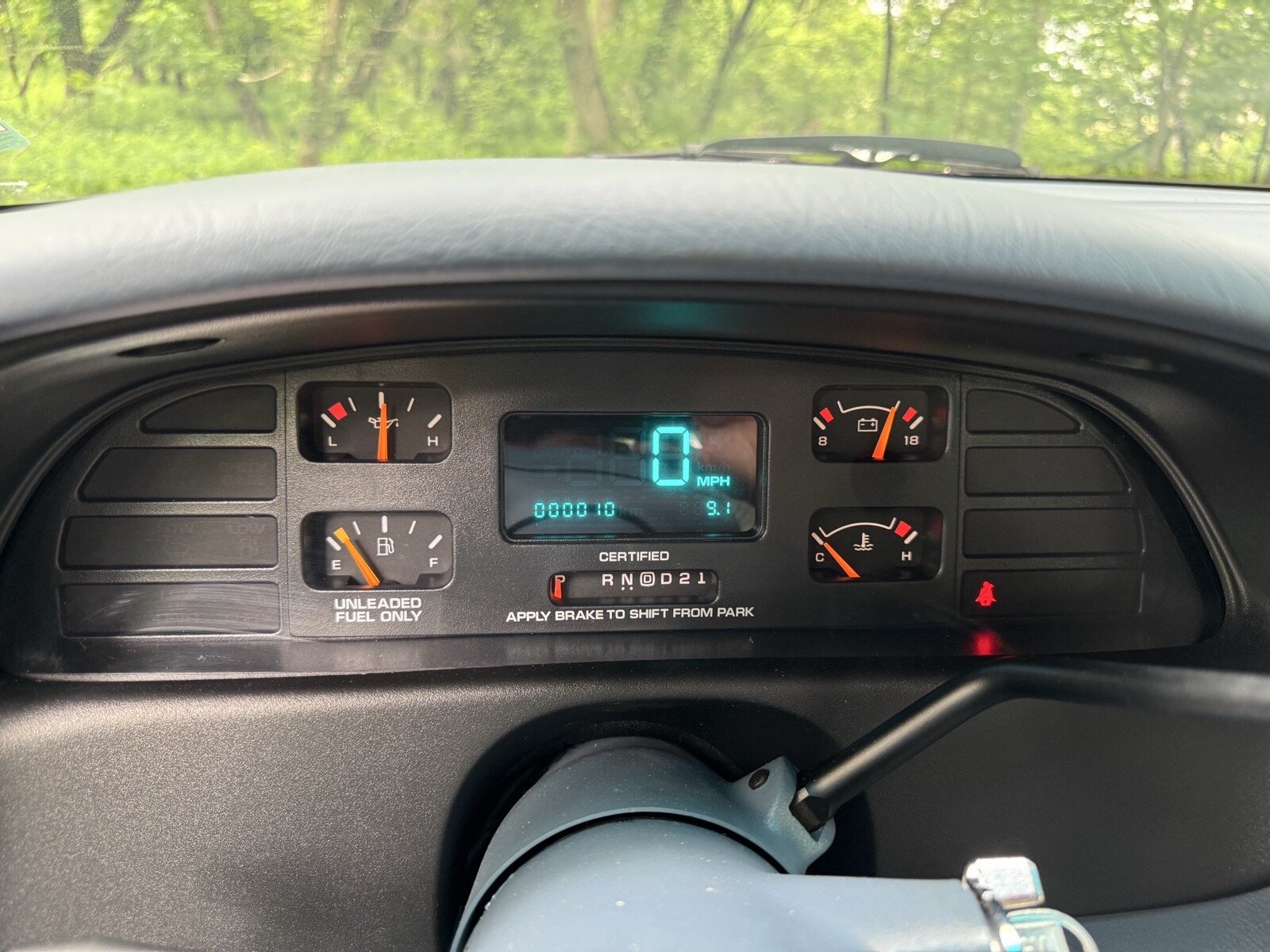 Chevrolet-Caprice-1995-Sedan-23