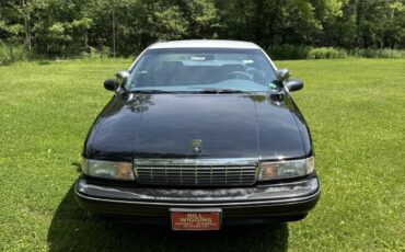 Chevrolet-Caprice-1995-Sedan-4