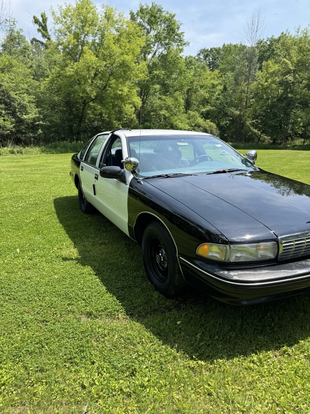 Chevrolet-Caprice-1995-Sedan-5