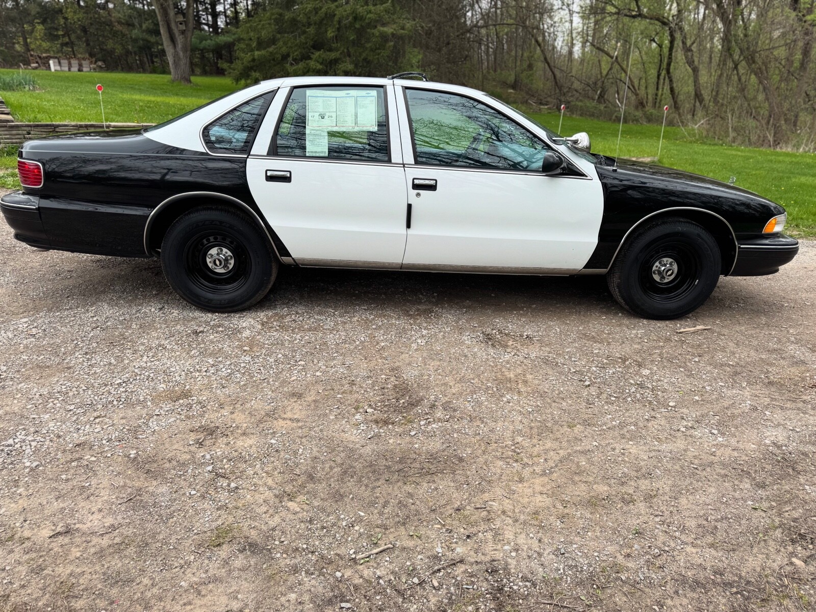 Chevrolet-Caprice-1995-Sedan-9