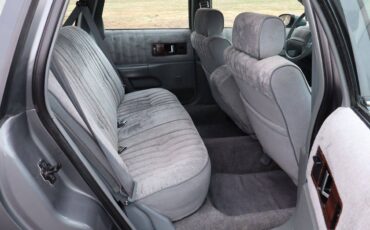 Chevrolet-Caprice-base-1991-19