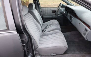 Chevrolet-Caprice-base-1991-20