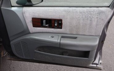 Chevrolet-Caprice-base-1991-21