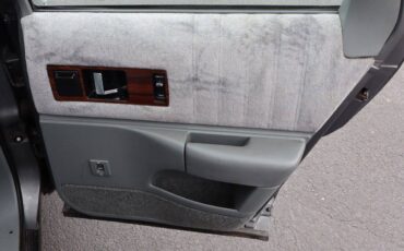 Chevrolet-Caprice-base-1991-22