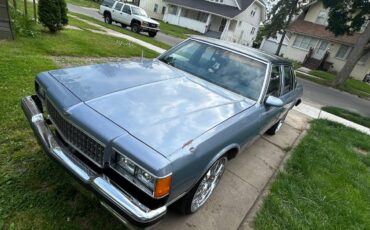 Chevrolet-Caprice-classic-1986-blue-3