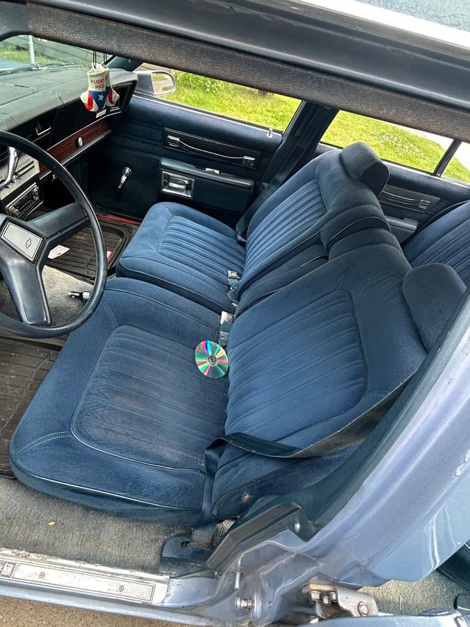 Chevrolet-Caprice-classic-1986-blue-8