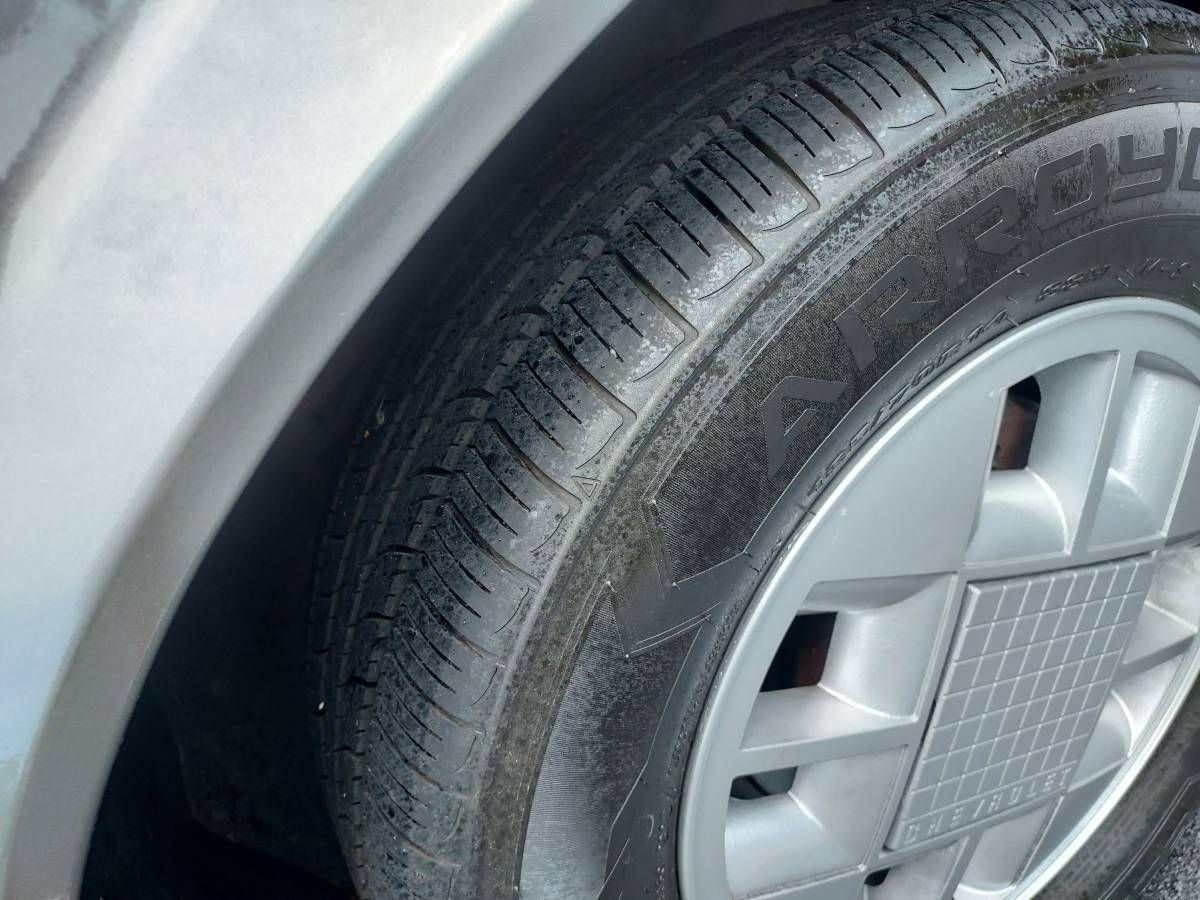 Chevrolet-Cavalier-z24-1988-grey-18
