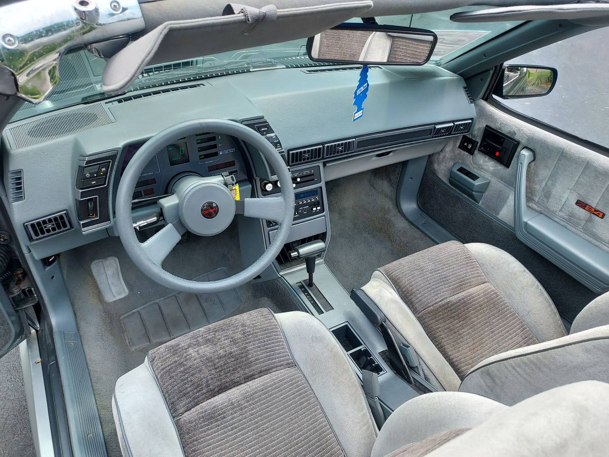 Chevrolet-Cavalier-z24-1988-grey-6