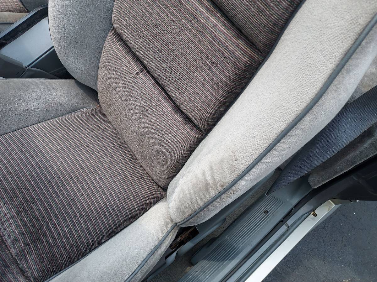 Chevrolet-Cavalier-z24-1988-grey-8