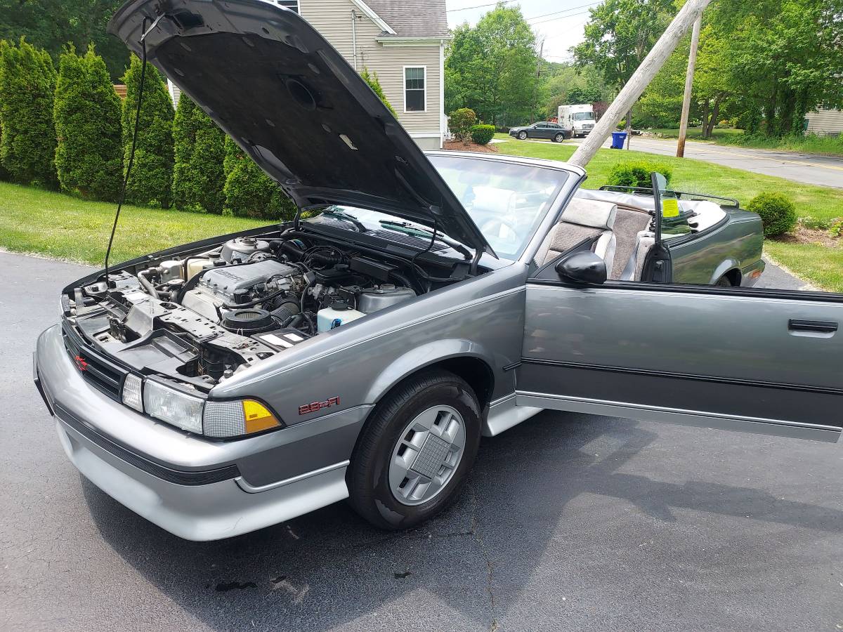Chevrolet Cavalier z24  1988 grey
