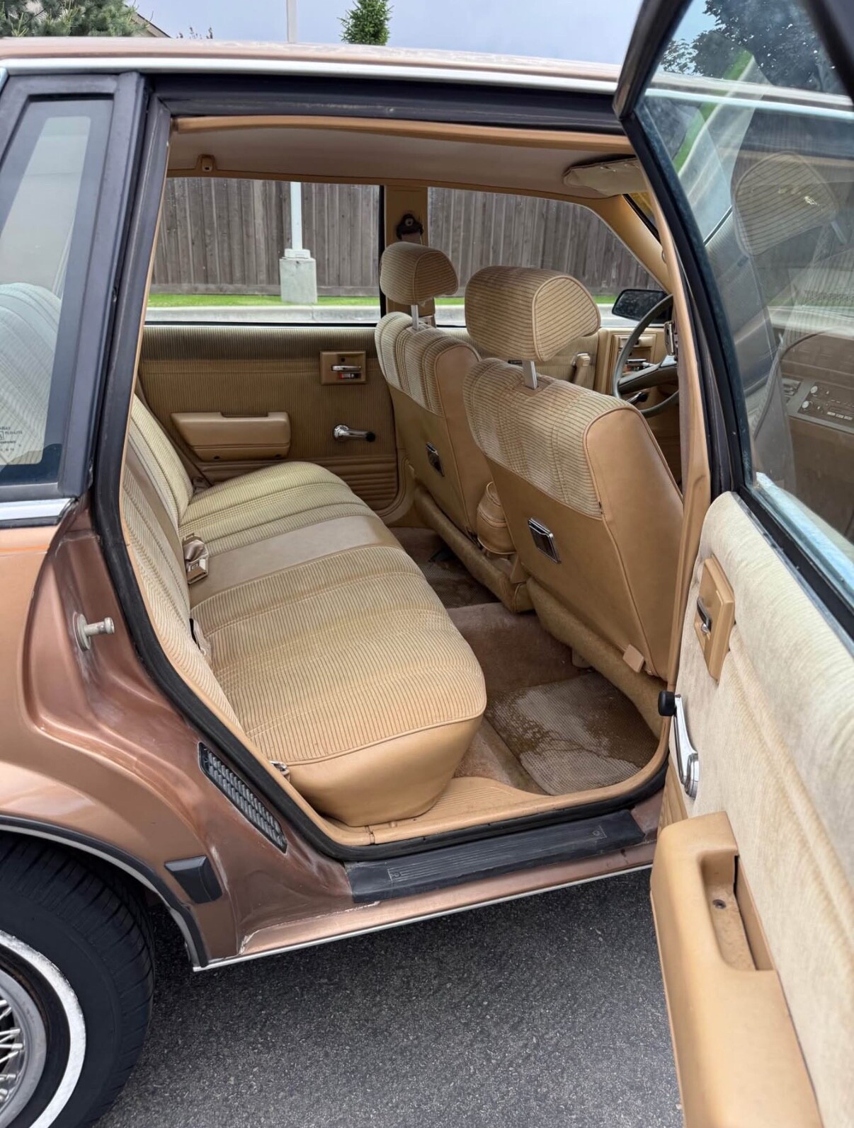 Chevrolet-Celebrity-1987-Sedan-8