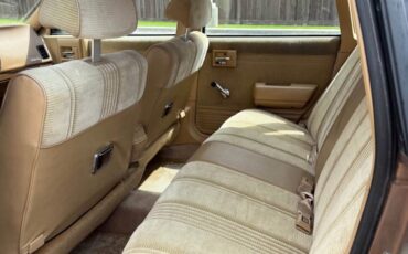 Chevrolet-Celebrity-1987-Sedan-9