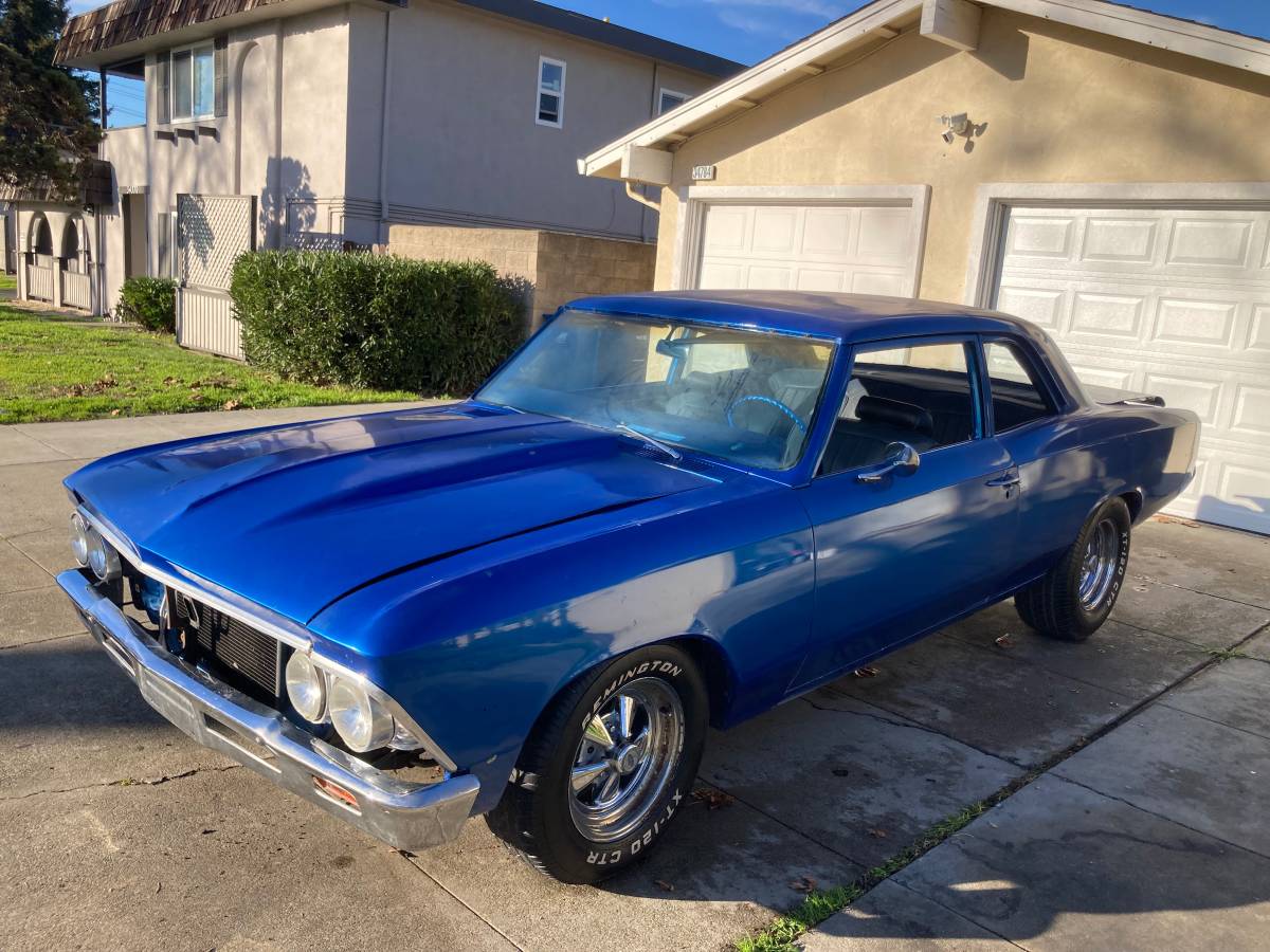 Chevrolet-Chevelle-1966-1