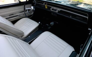 Chevrolet-Chevelle-1966-2-Door-16