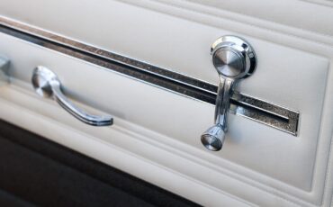 Chevrolet-Chevelle-1966-2-Door-21