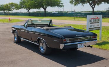 Chevrolet-Chevelle-1966-2-Door-3