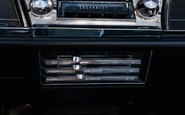 Chevrolet-Chevelle-1966-2-Door-33
