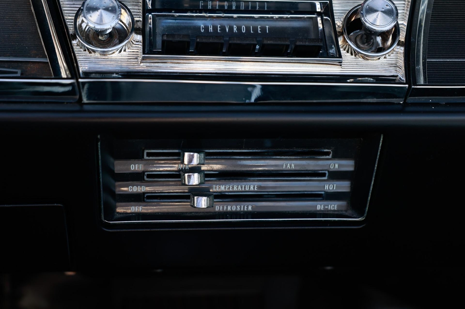 Chevrolet-Chevelle-1966-2-Door-33