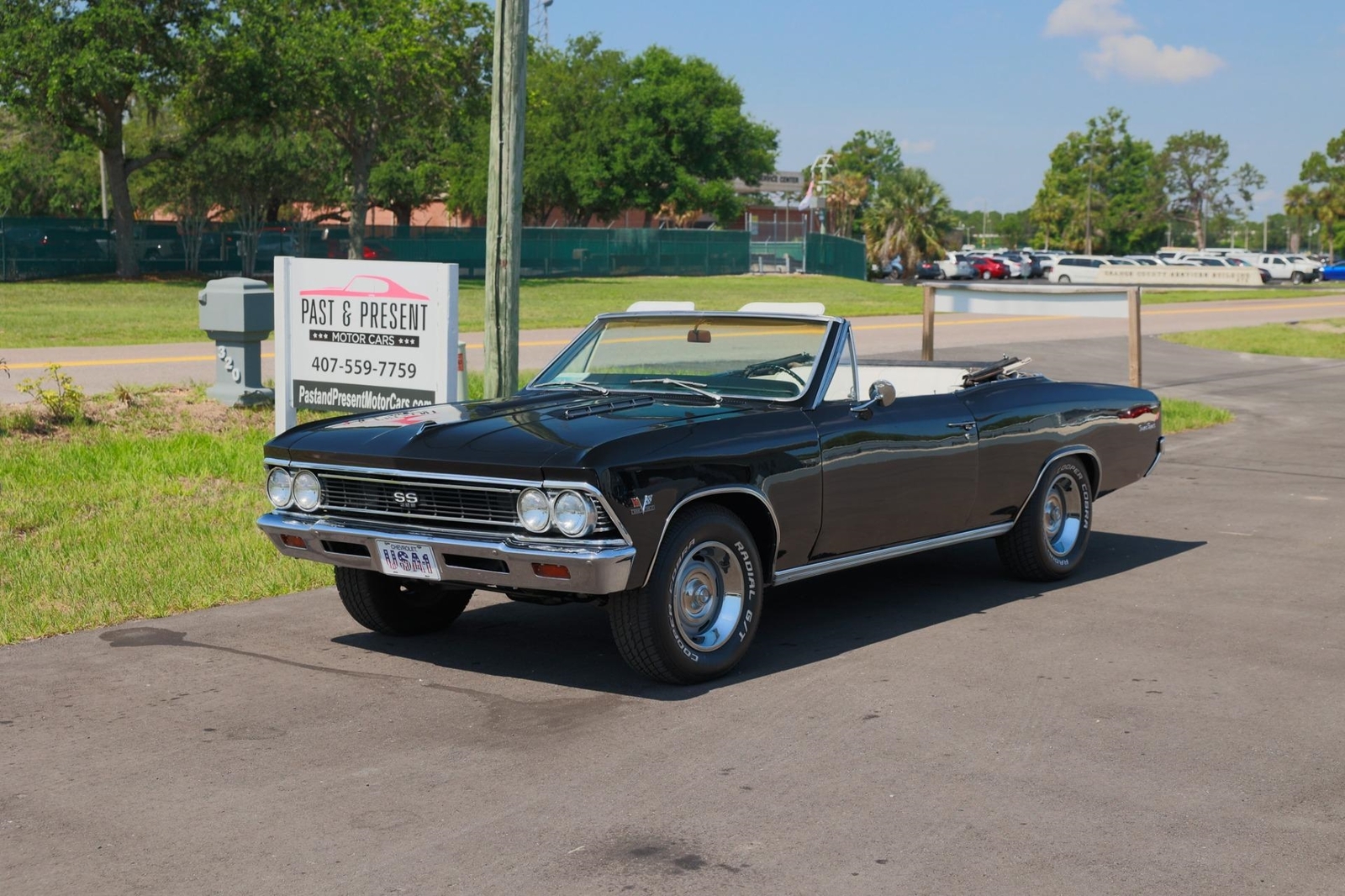 Chevrolet-Chevelle-1966-2-Door