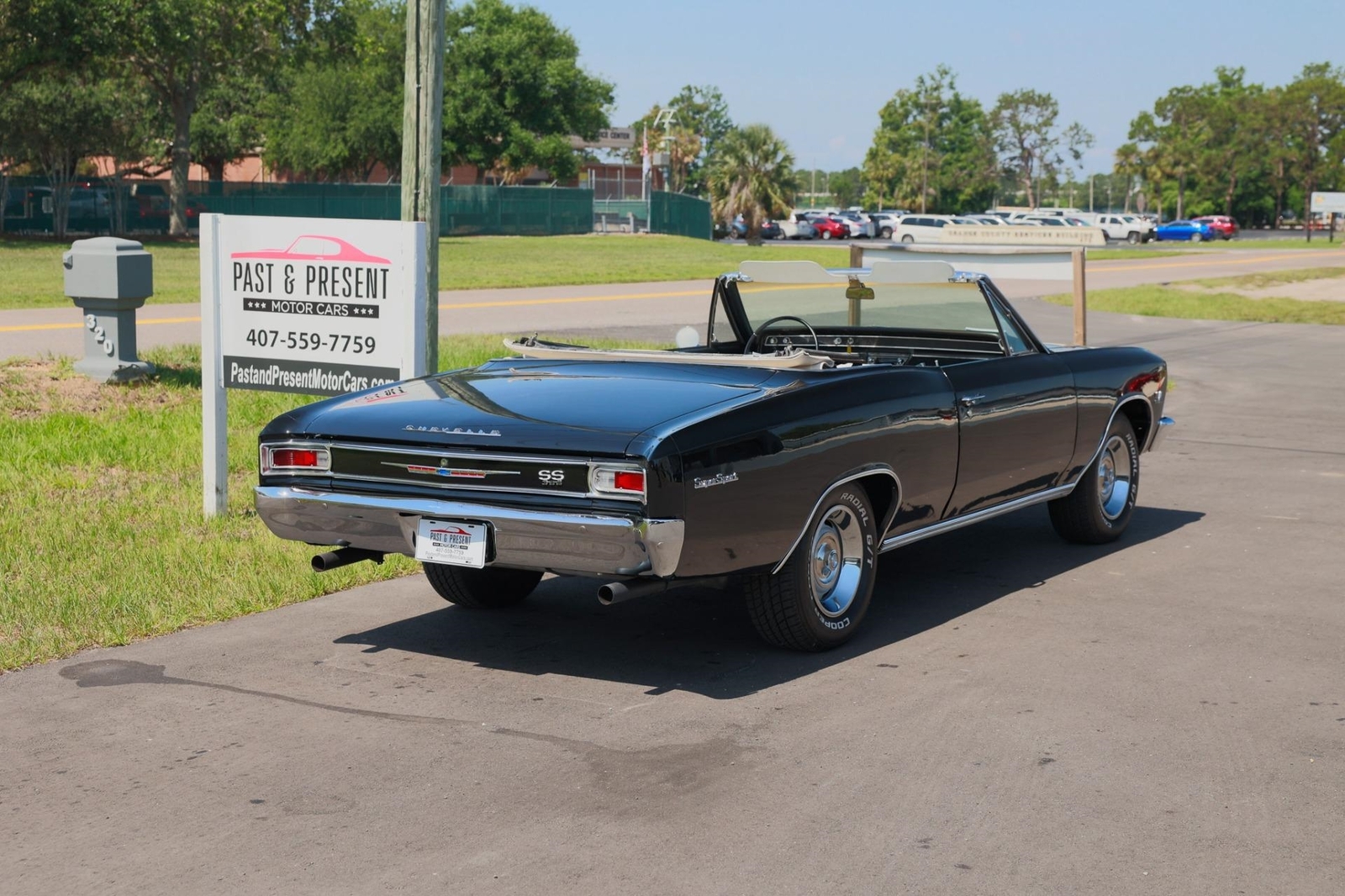 Chevrolet-Chevelle-1966-2-Door-5