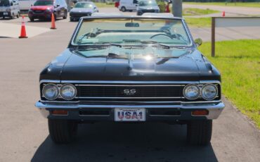 Chevrolet-Chevelle-1966-2-Door-9