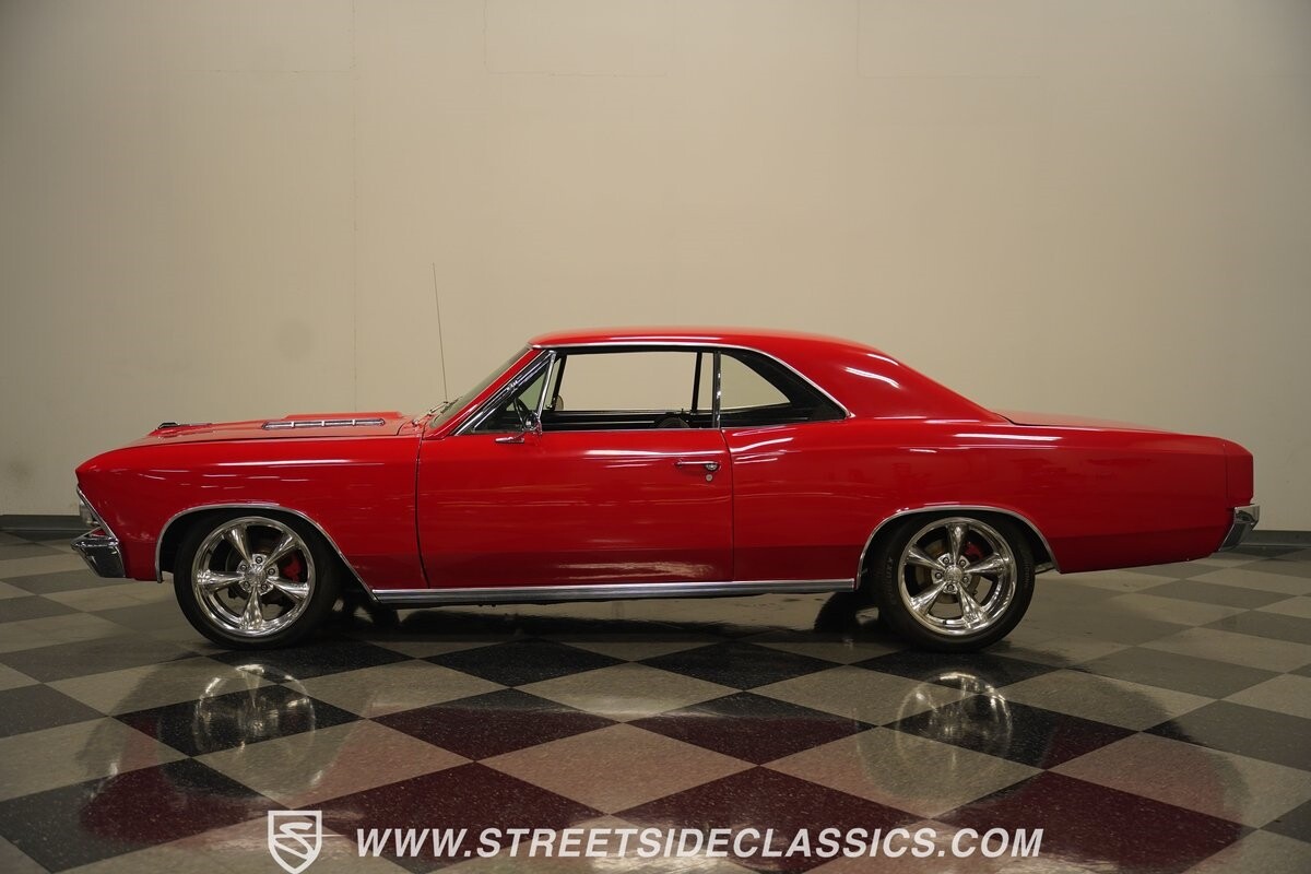 Chevrolet-Chevelle-1966-Hardtop-2