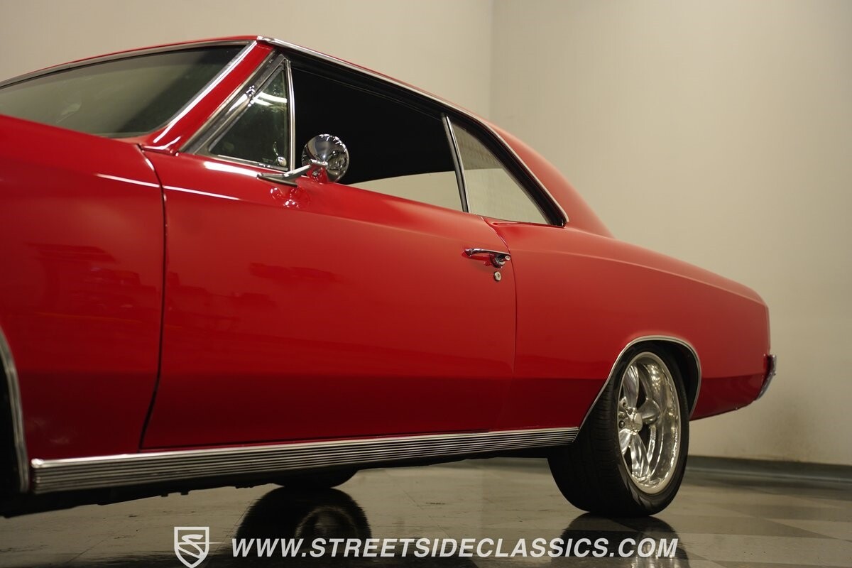 Chevrolet-Chevelle-1966-Hardtop-25