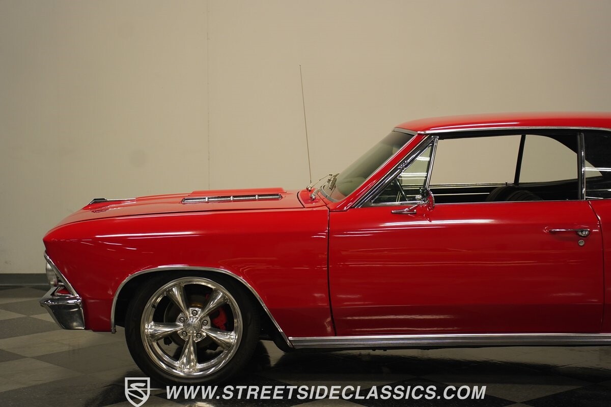 Chevrolet-Chevelle-1966-Hardtop-26