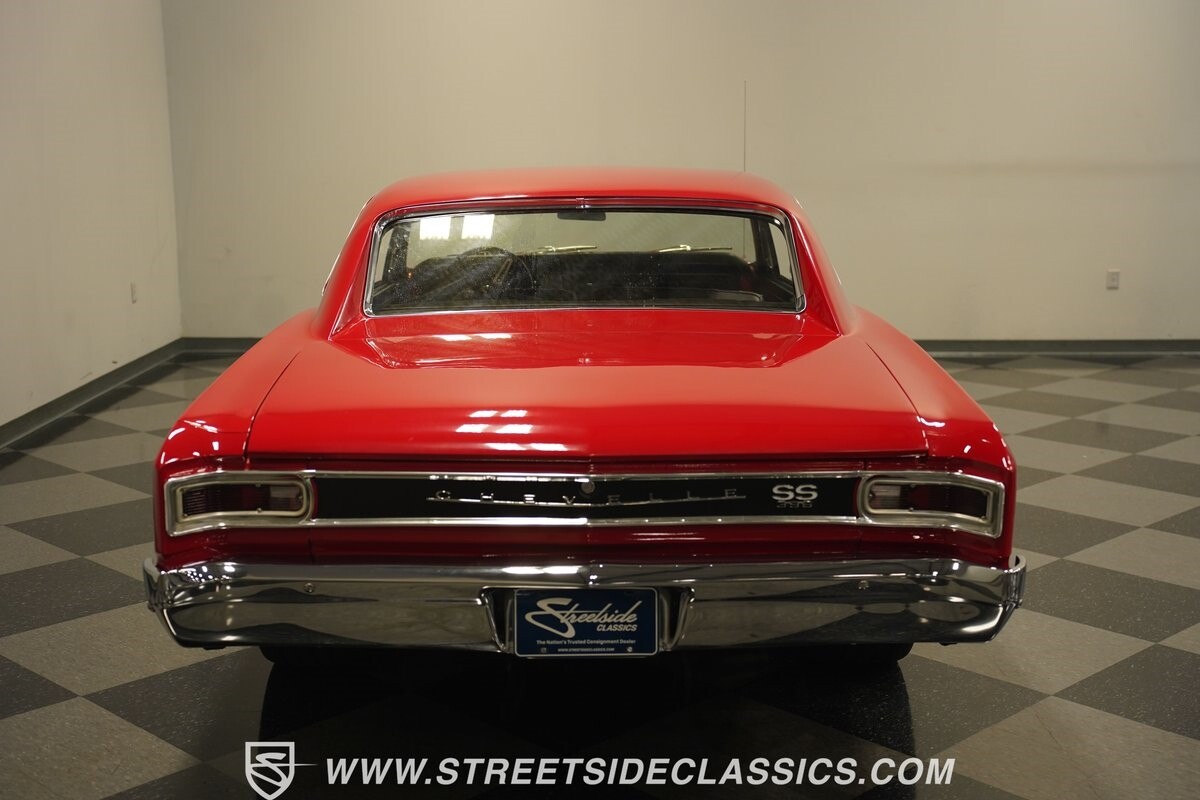 Chevrolet-Chevelle-1966-Hardtop-28