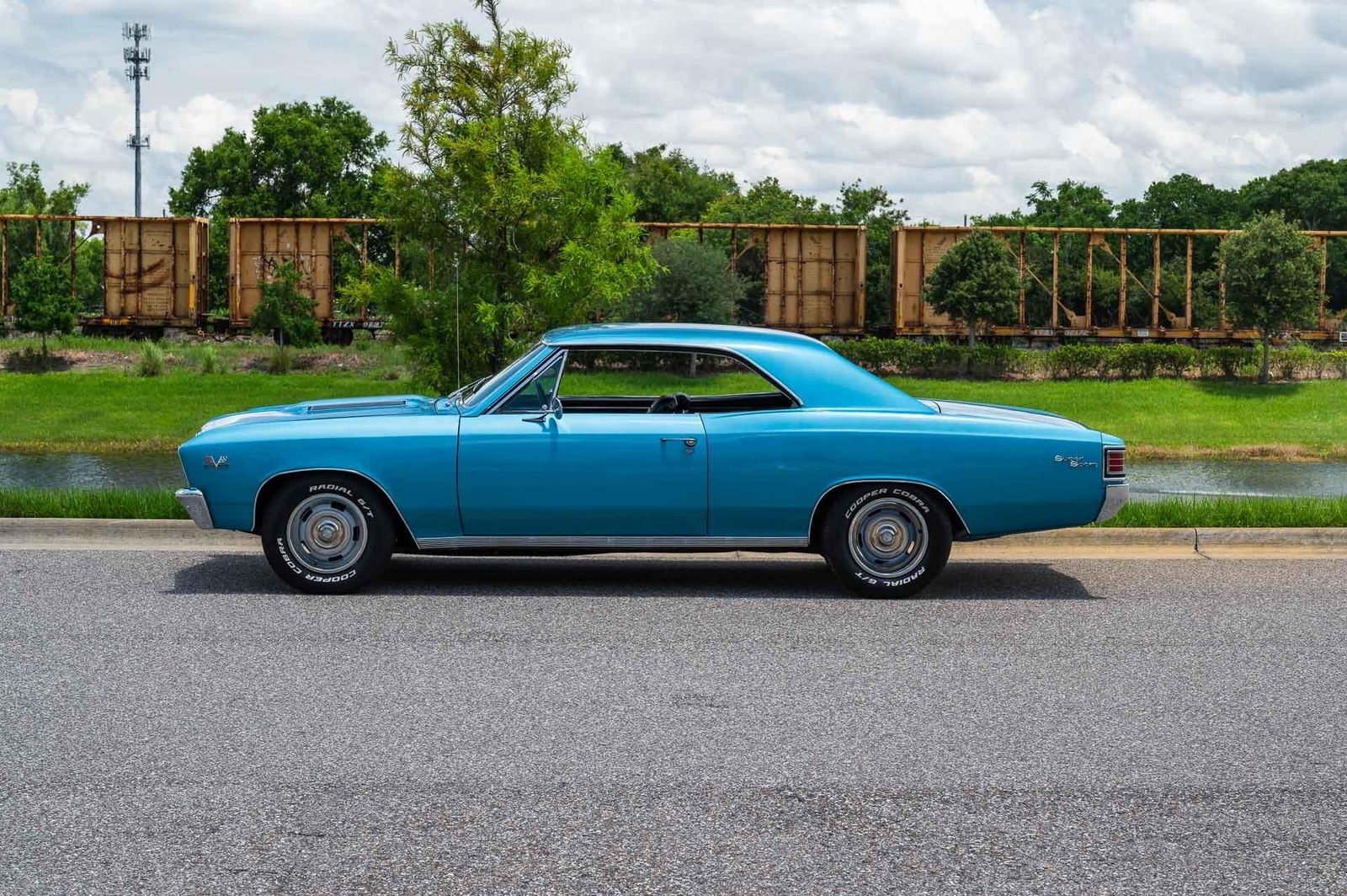 Chevrolet-Chevelle-1967-2-Door-1