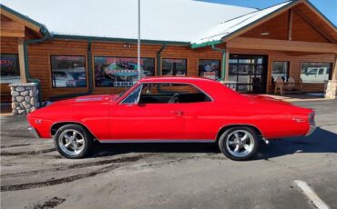 Chevrolet-Chevelle-1967-2-door-coupe-10