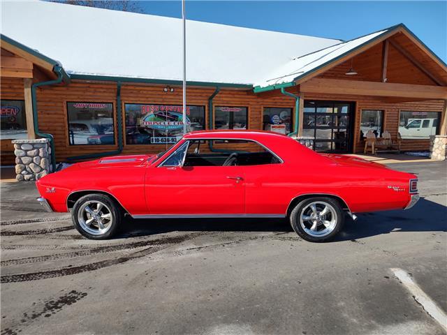 Chevrolet-Chevelle-1967-2-door-coupe-10