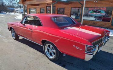 Chevrolet-Chevelle-1967-2-door-coupe-17