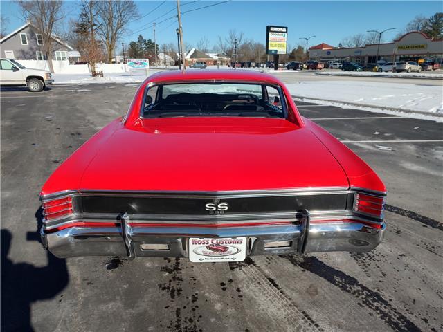 Chevrolet-Chevelle-1967-2-door-coupe-20