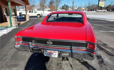 Chevrolet-Chevelle-1967-2-door-coupe-21